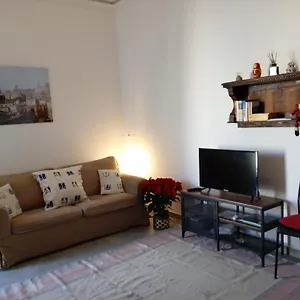 Casalucina Apartamento